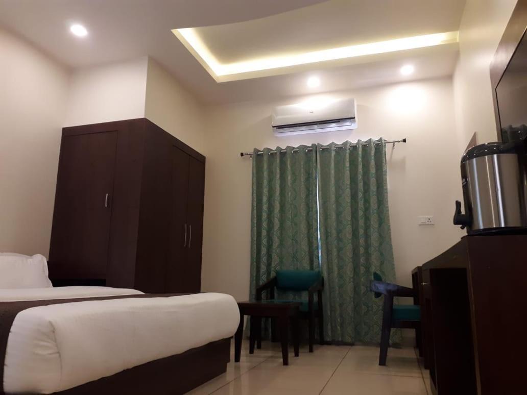Hotel Paradise Inn Udaipur Eksteriør billede
