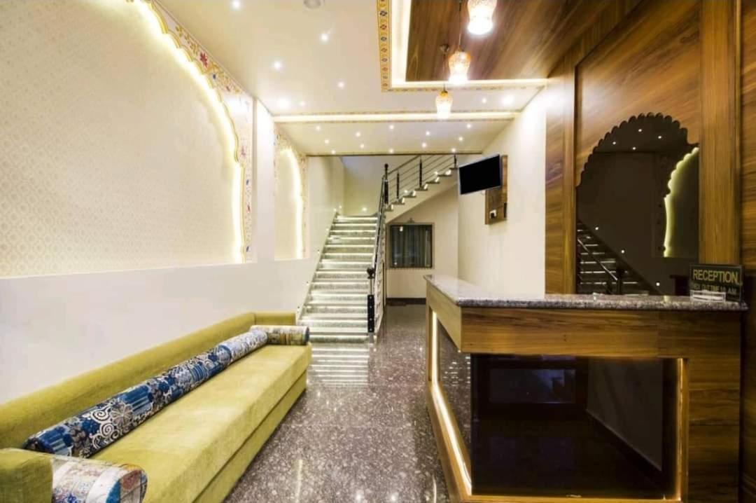 Hotel Paradise Inn Udaipur Eksteriør billede